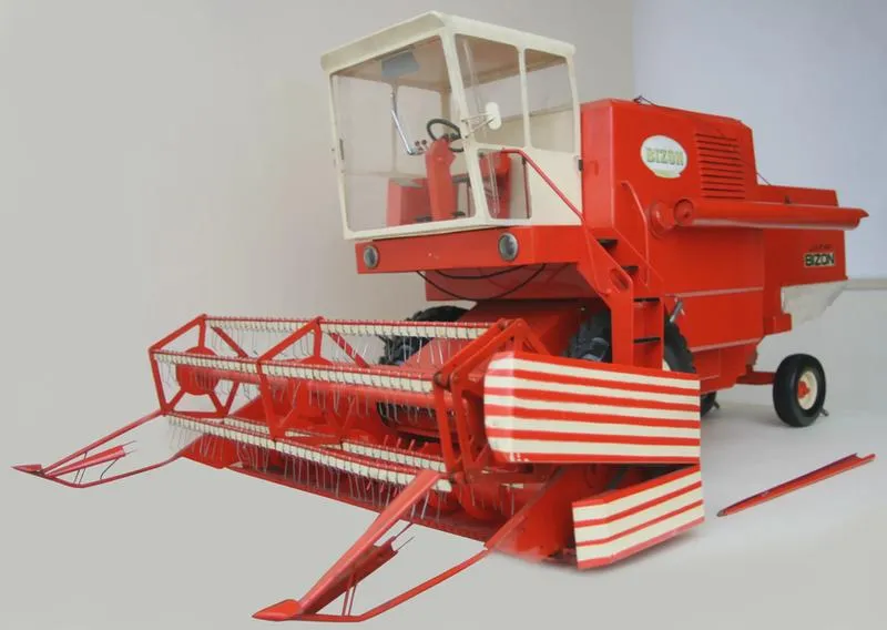 Wydajność koszenia kombajnu Bizon